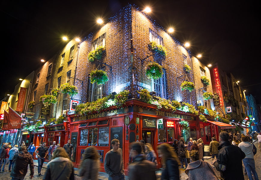 The Temple Bar Dublin Night Crowd