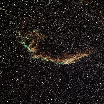 Stunning Astrophotography of the Veil Nebula in Deep Space